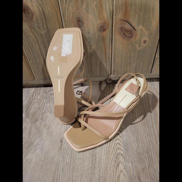 New wedge sandals - Picture 2 of 2